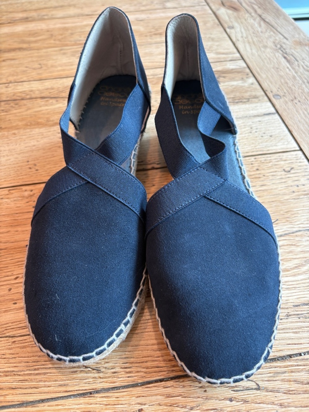 Andre Assous Wedge. Size 41 - Picture 2 of 8
